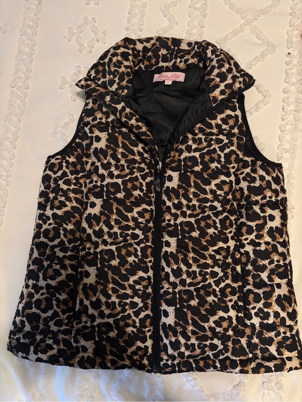 Pink Lily Leopard Print Puffer Vest in Black and Tan